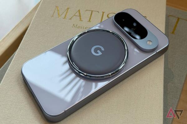 Phụ Kiện PixelSnap Của Pixel 10 Bắt Đầu Gặp Sự Cố: Ring Stand Bị Hỏng